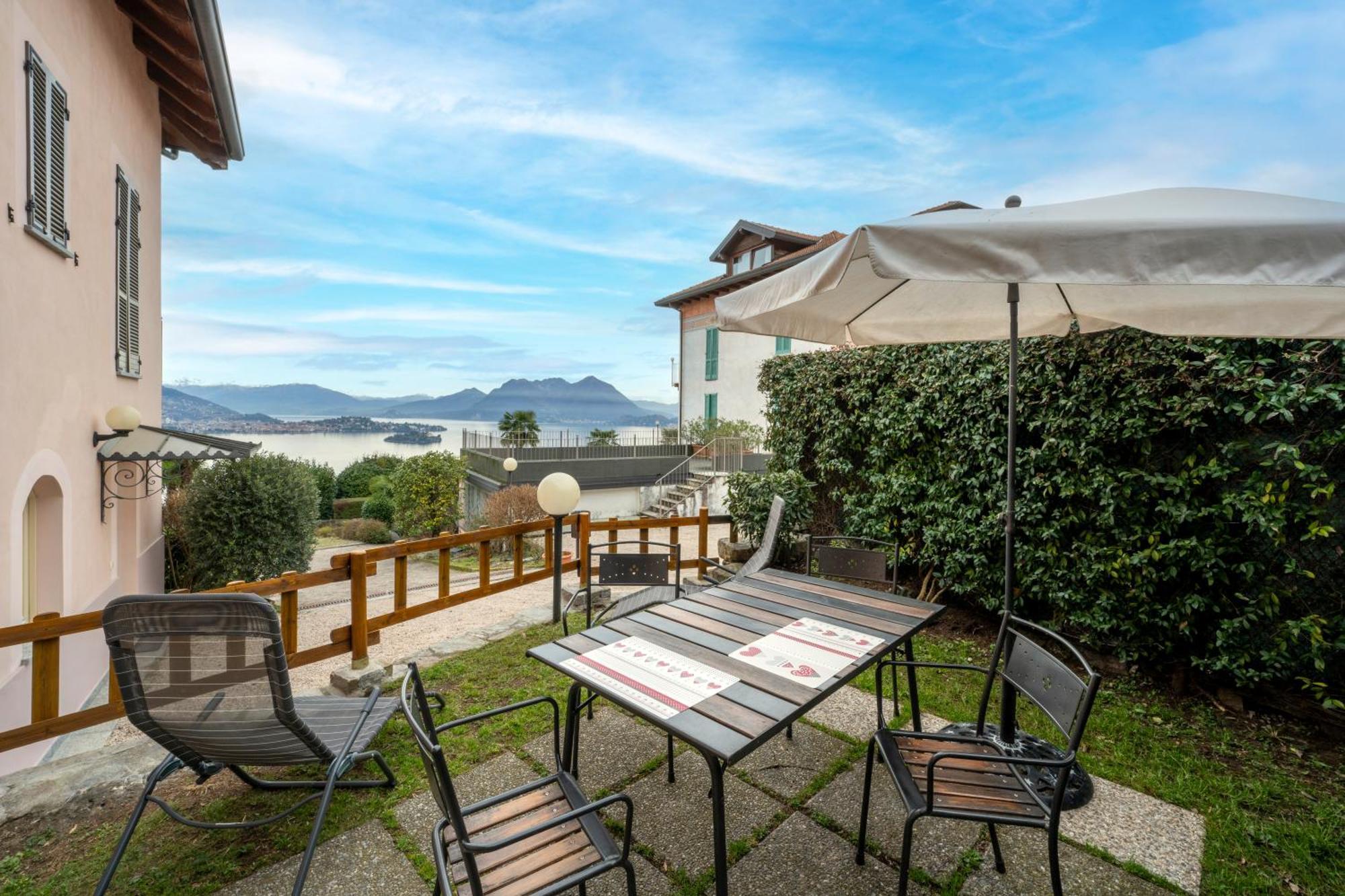 Rossana Apartment Lago Maggiore Baveno Exterior photo