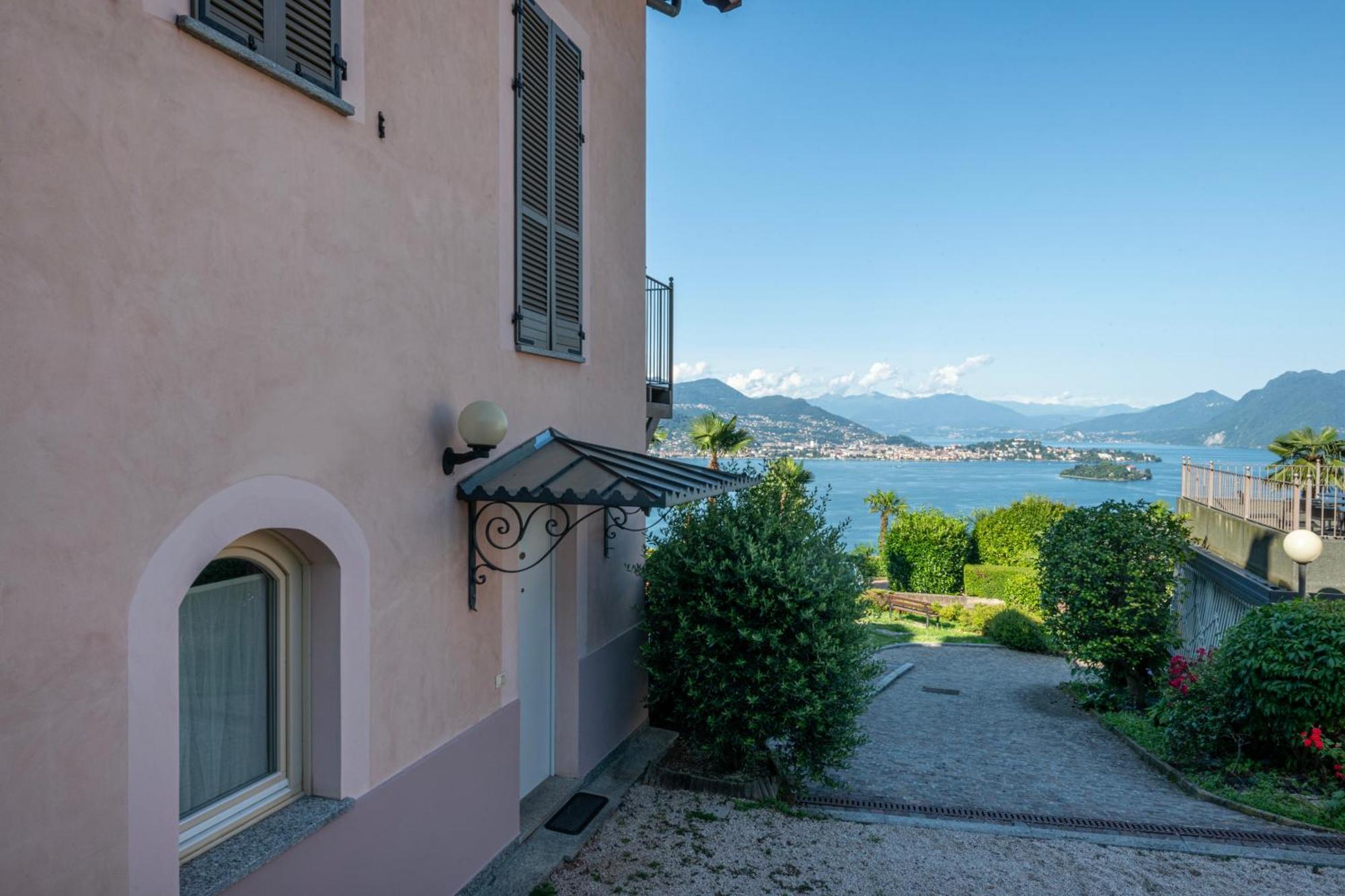 Rossana Apartment Lago Maggiore Baveno Exterior photo