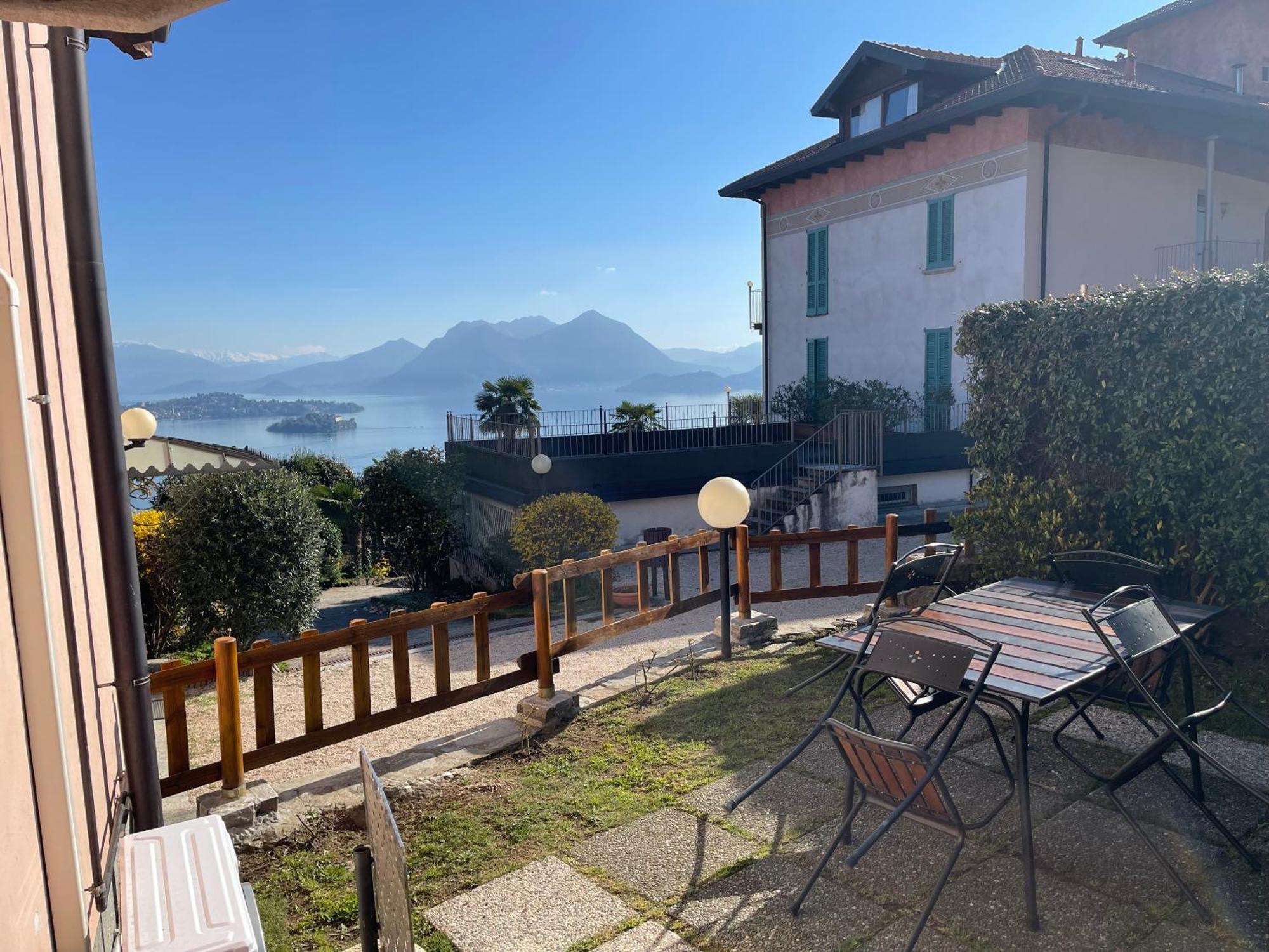 Rossana Apartment Lago Maggiore Baveno Exterior photo