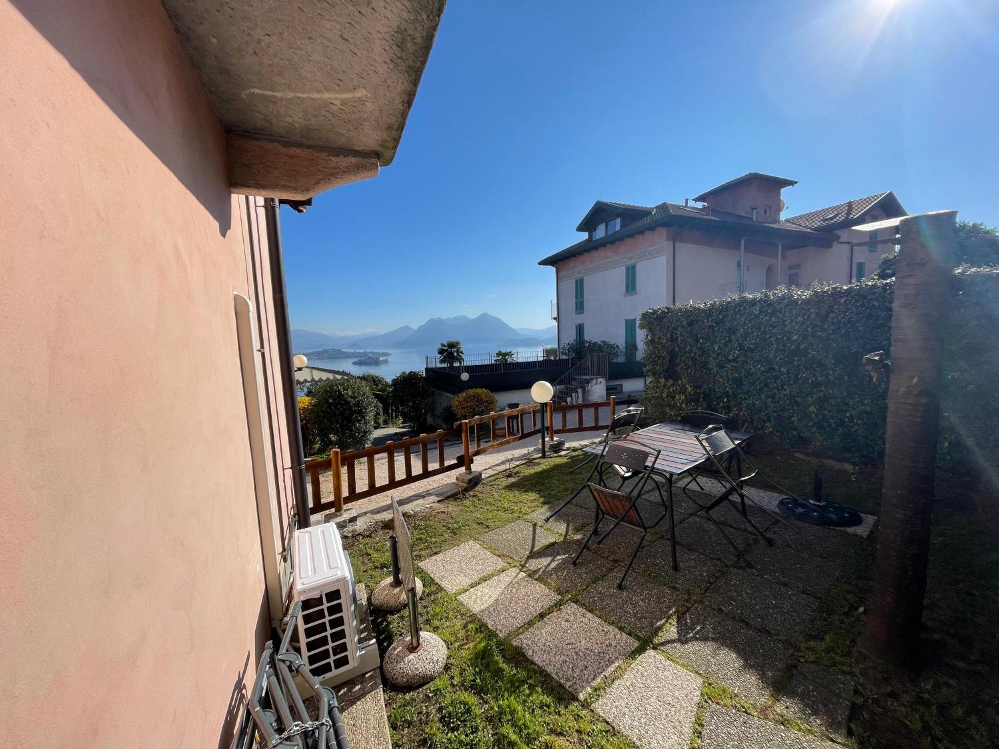 Rossana Apartment Lago Maggiore Baveno Exterior photo
