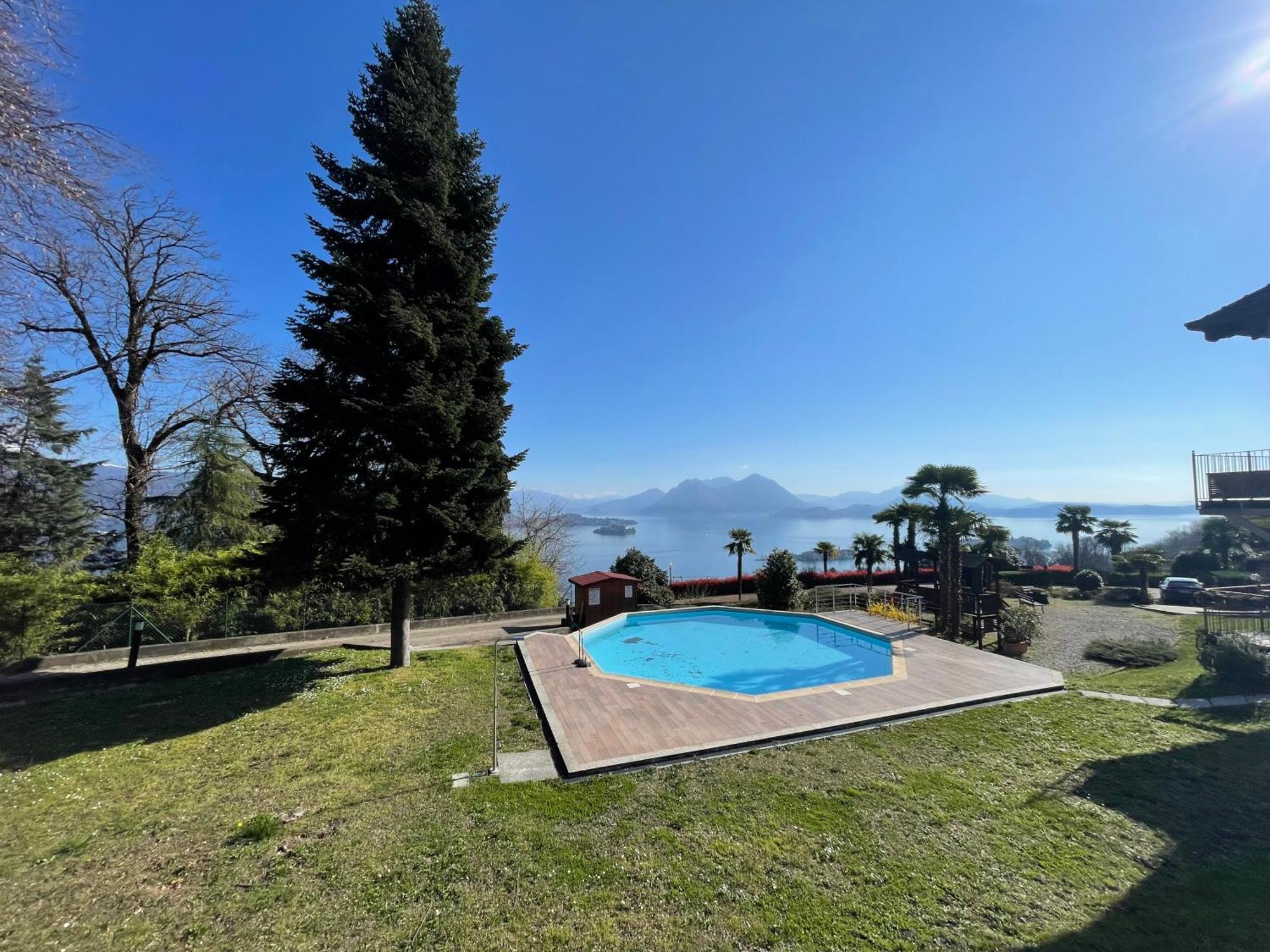 Rossana Apartment Lago Maggiore Baveno Exterior photo